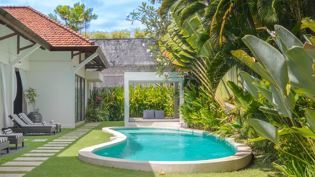 Villa Alice Satu: Swimming pool