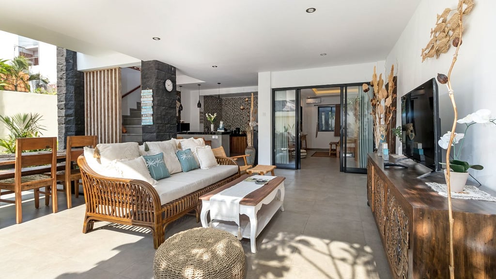 Villa Ambalika: Living room