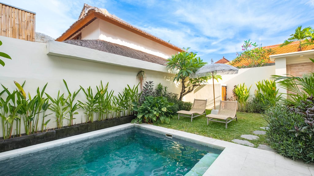 Villa Ambalika: Swimming pool