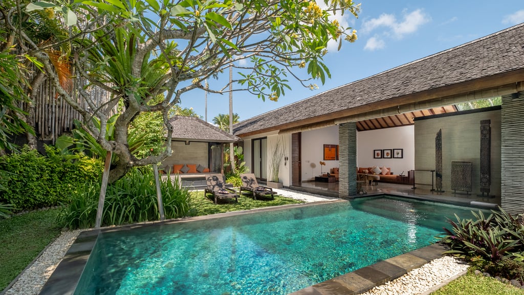 Villa Anjali Chocolate: Swimming pool 1