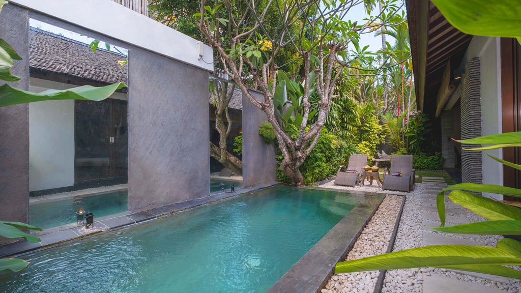 Villa Anjali Chocolate: Swimming pool 2