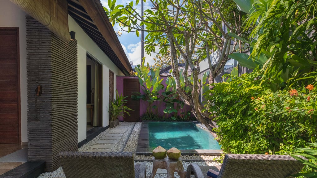 Villa Anjali Chocolate: Swimming pool 2