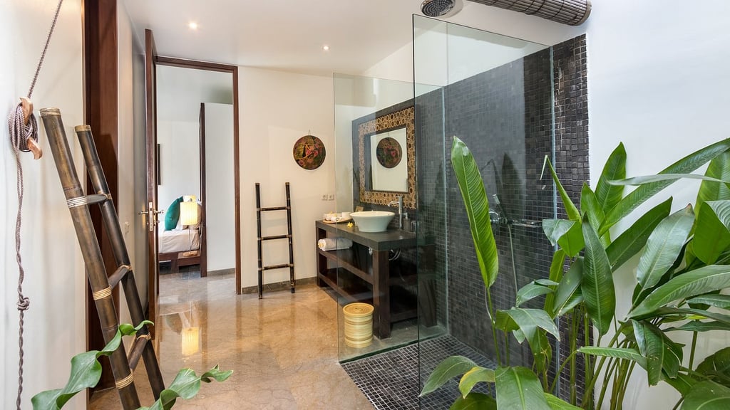 Villa Anjali Green: Bedroom 1