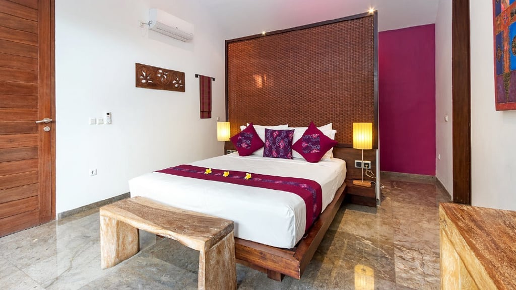 Villa Anjali Purple: Bedroom 1
