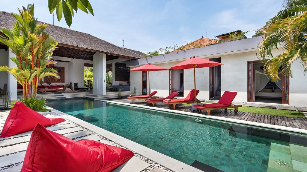 Villa Arte: Swimming pool