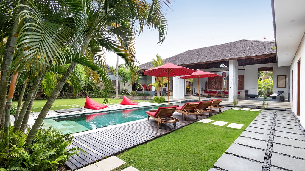 Villa Arte: Swimming pool