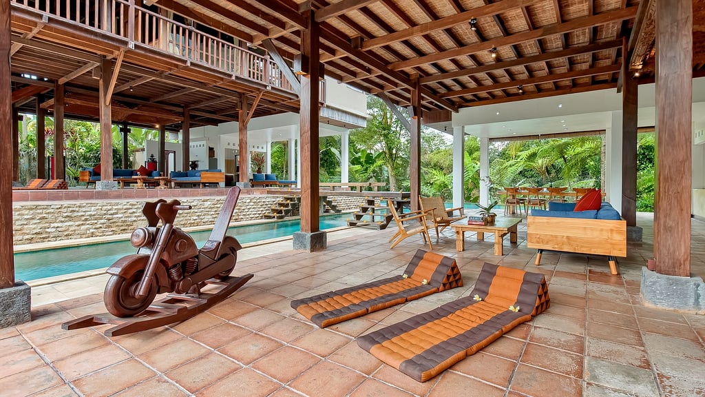 Villa Atas Awan
