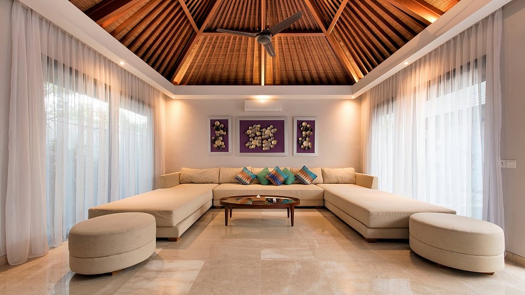 Villa Bale Agung