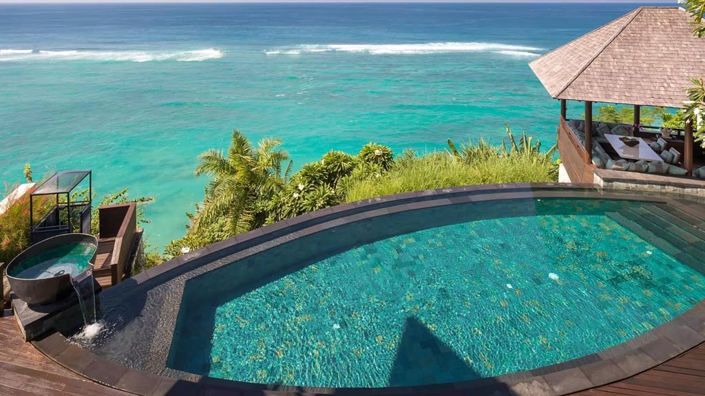 Villa Bidadari Cliffside Estate