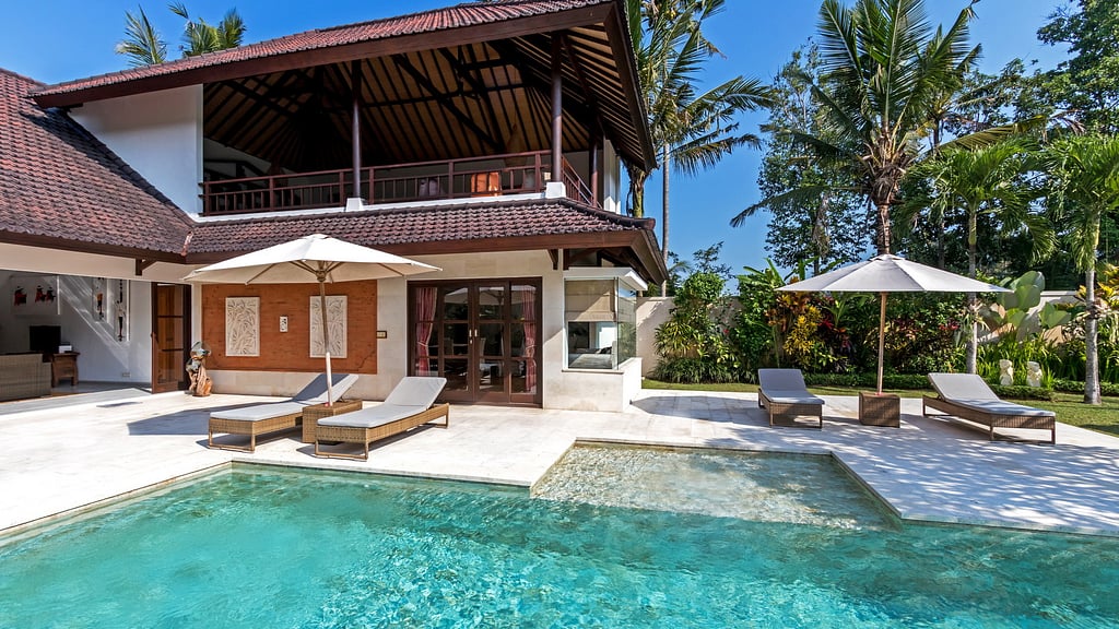 Villa Candi Kecil Empat: Swimming pool
