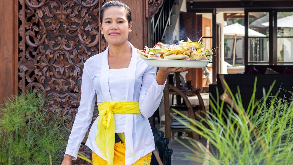 Villa Candi Kecil Empat: Villa staff