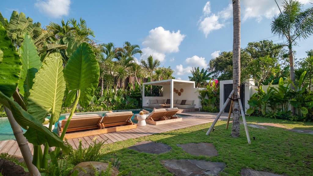 Villa Chagall: Garden