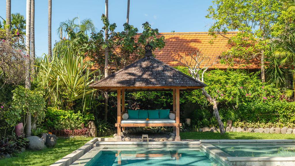 Villa Desa Roro Dua: Gazebo