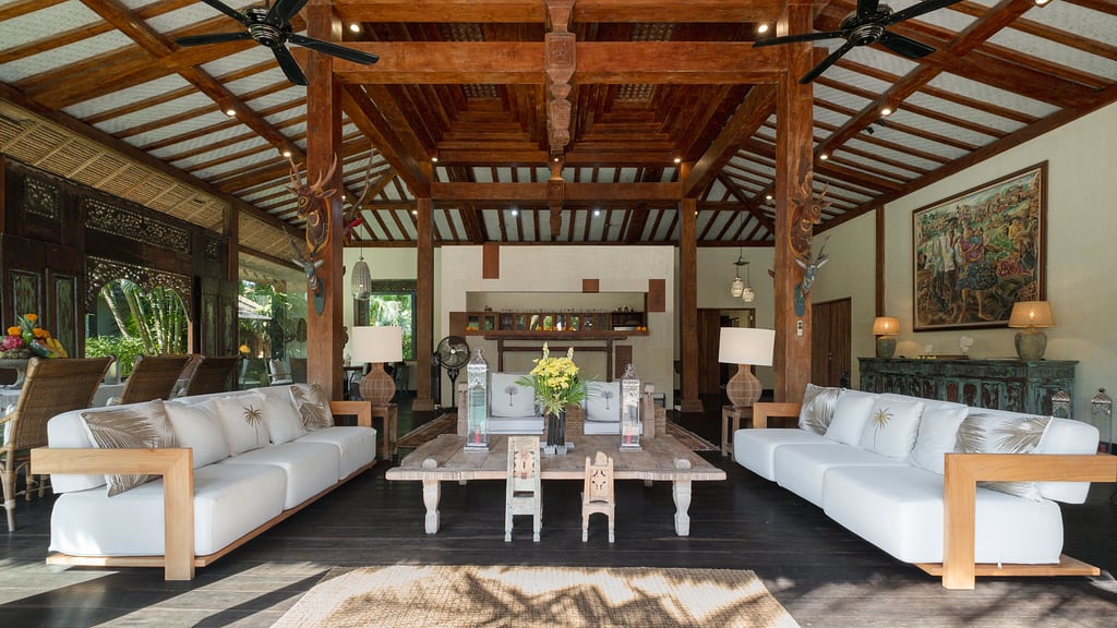 Villa Desa Roro: Living room 1