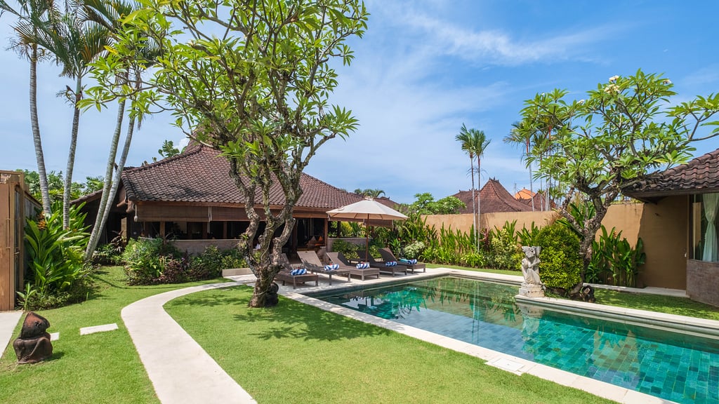 Dyana 3 Bedroom Pool Villa