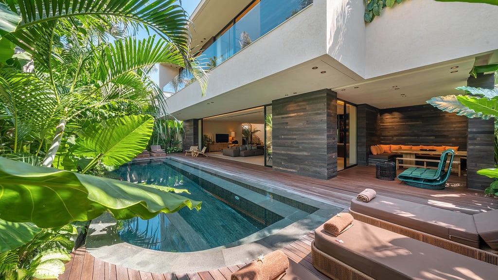 Villa Fiji: Swimming pool