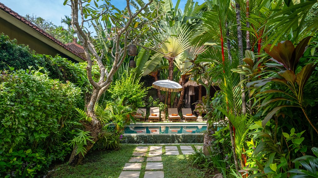 Villa Gembira: Garden