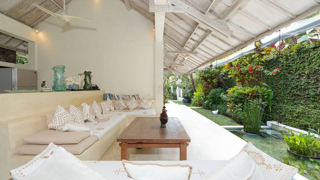 Villa Gembira: Living room