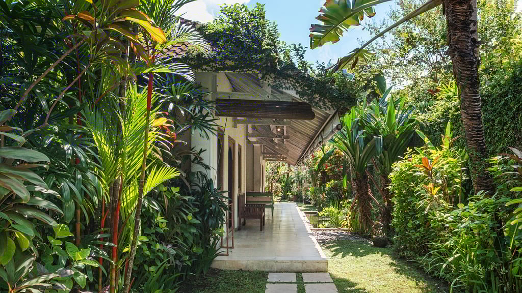 Villa Gembira: Garden