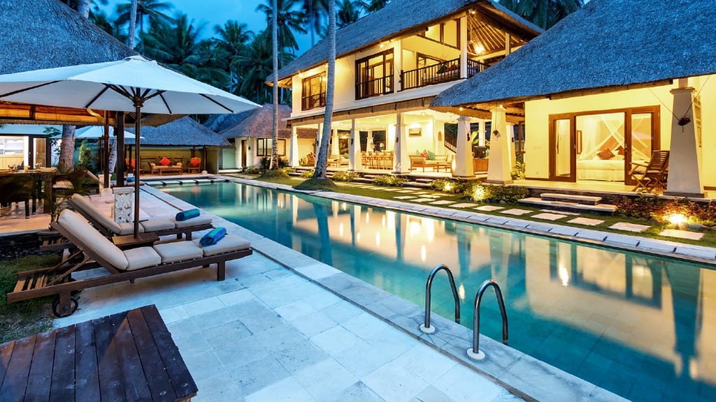Villa Gils: Swimming pool
