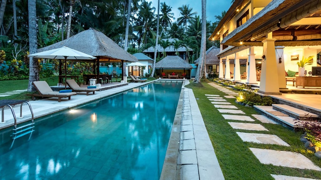 Villa Gils: Swimming pool