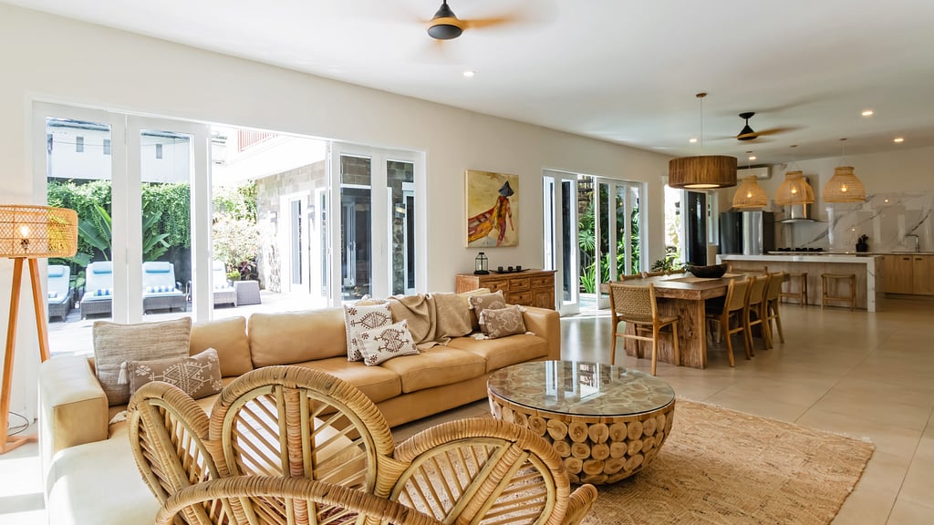 Villa Interlude