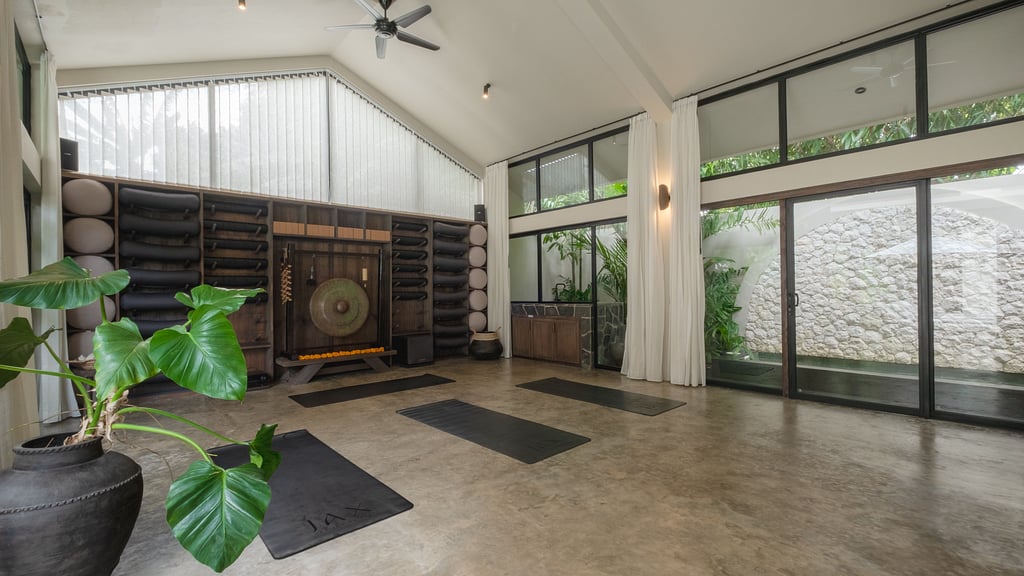 Villa Jax: Yoga pictures