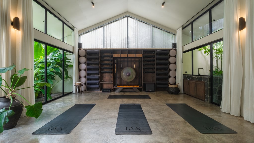 Villa Jax: Yoga pictures