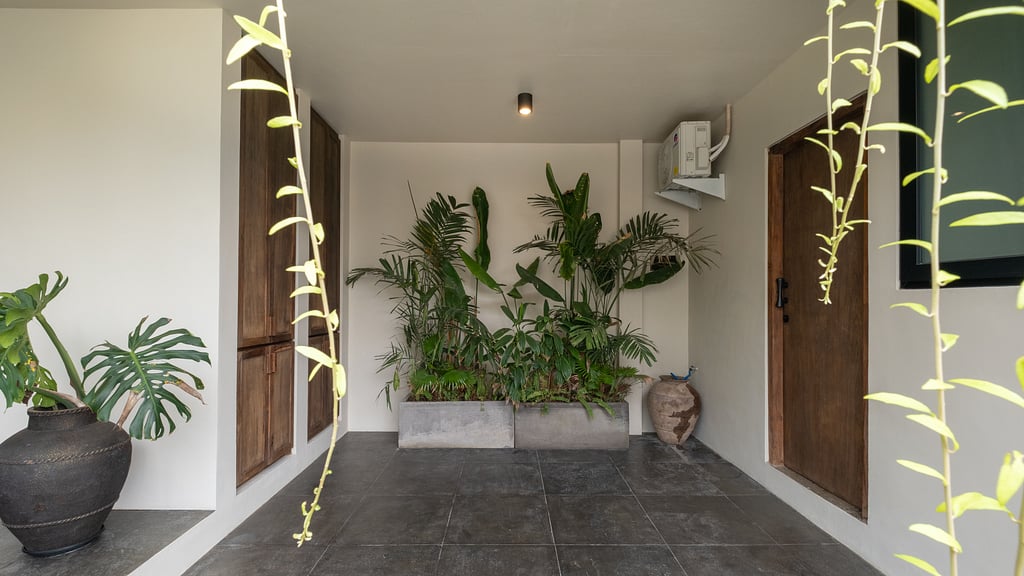 Villa Jax: Parking areas