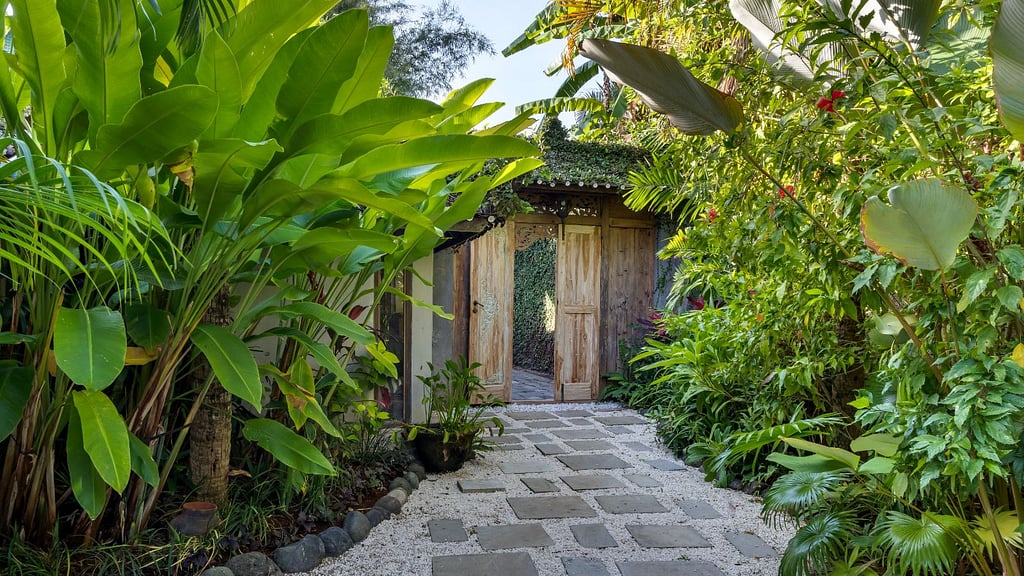 Villa Koyama: Others