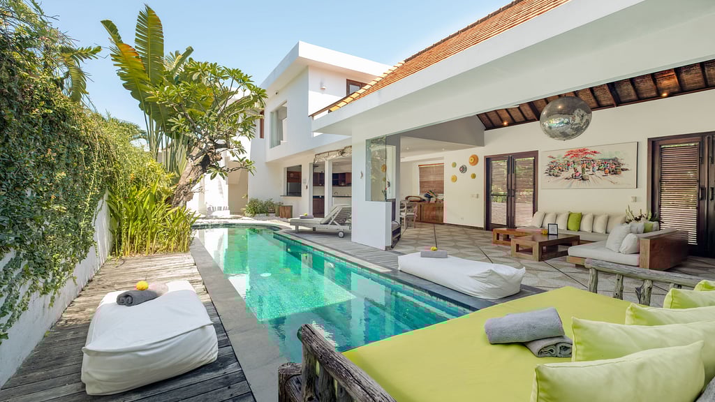 Villa Ku Tama: Swimming pool