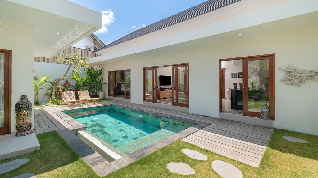 Villa Lange Estate: Swimming pool 1