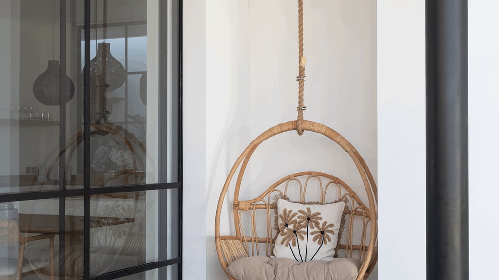 Villa Lapis 2: Others