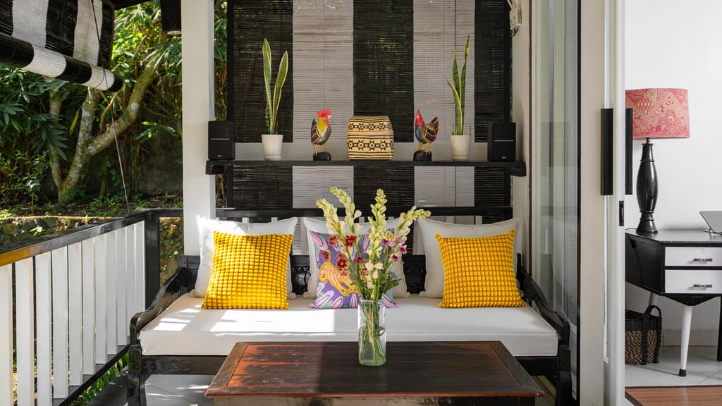 Villa Lepak by the River: Terrace/Veranda