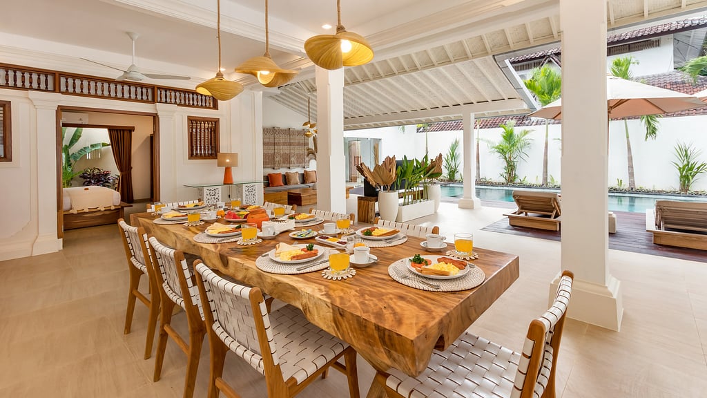 Villa Lisabella: Dining area