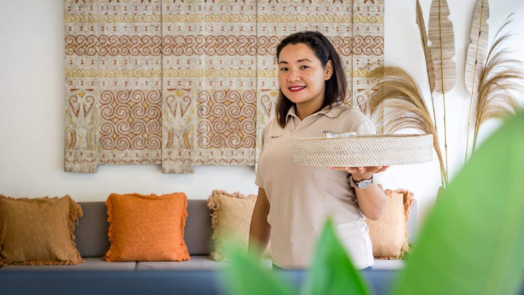 Villa Lisabella: Villa staff