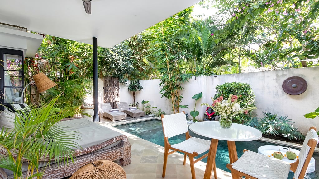 Villa Lora: Dining area