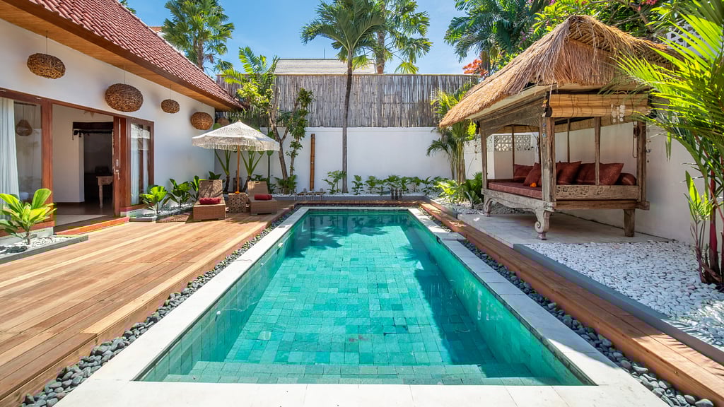 Villa Makasih: Swimming pool