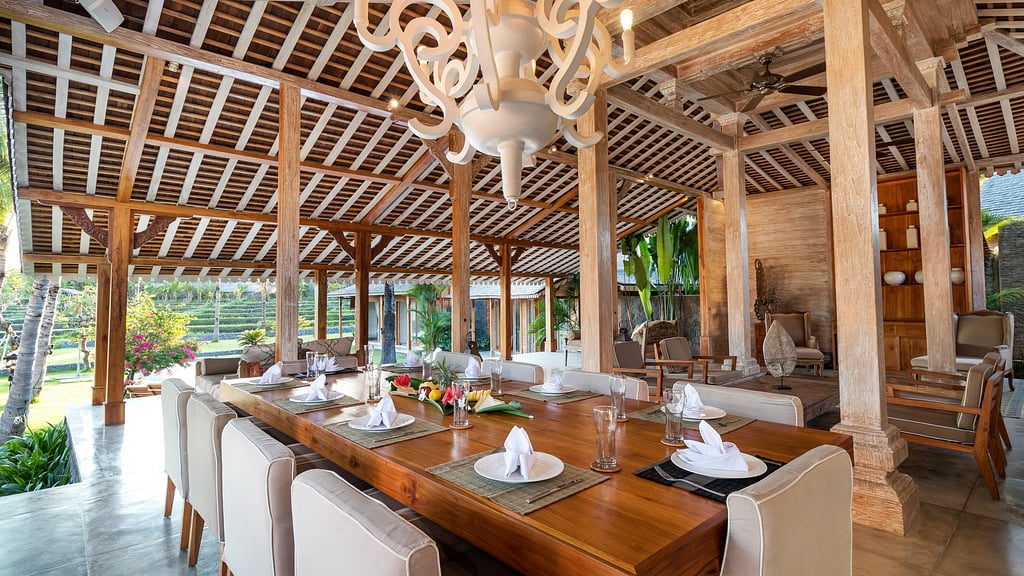 Villa Mannao: Salle à manger