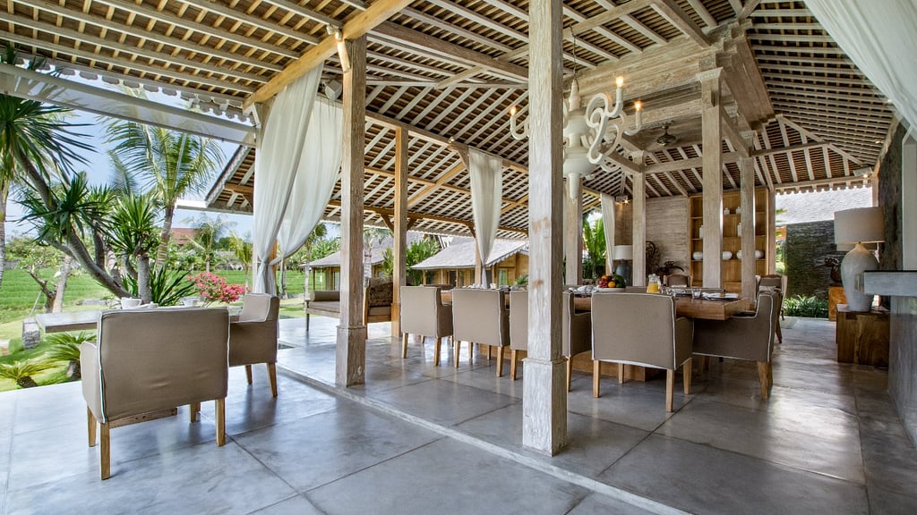 Villa Mannao: Salle à manger