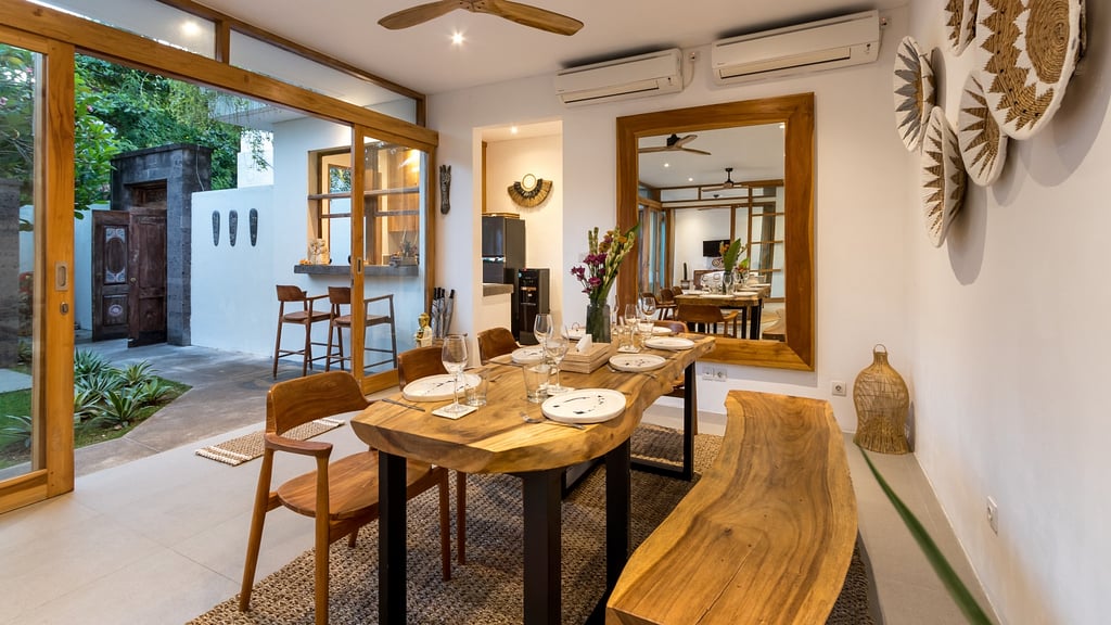 Villa Manusa: Dining area