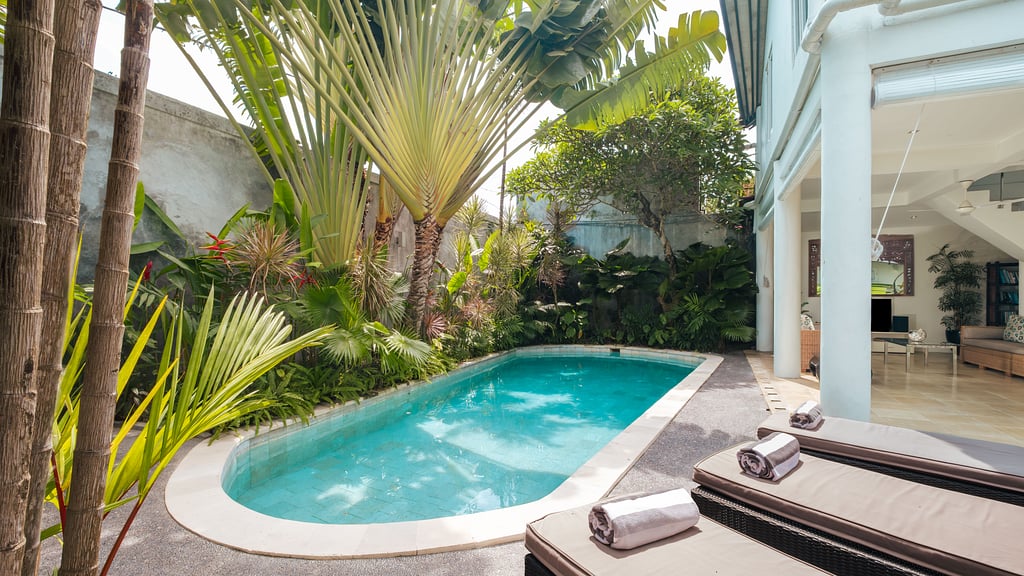 Villa Merta Sari 8: Swimming pool