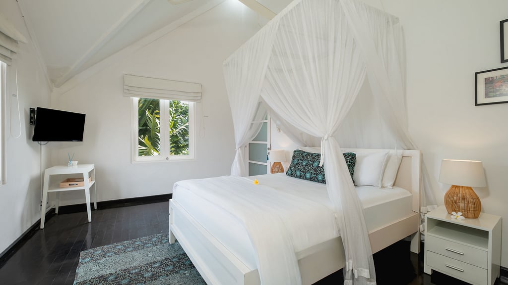 Villa Merta Sari 8: Bedroom 2