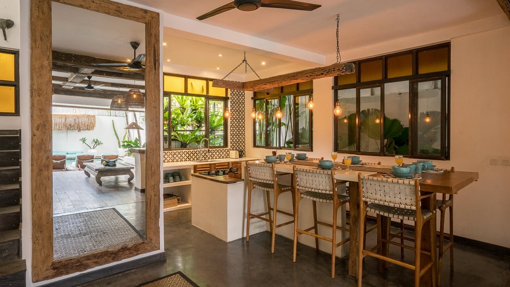 Villa Metisse: Dining area