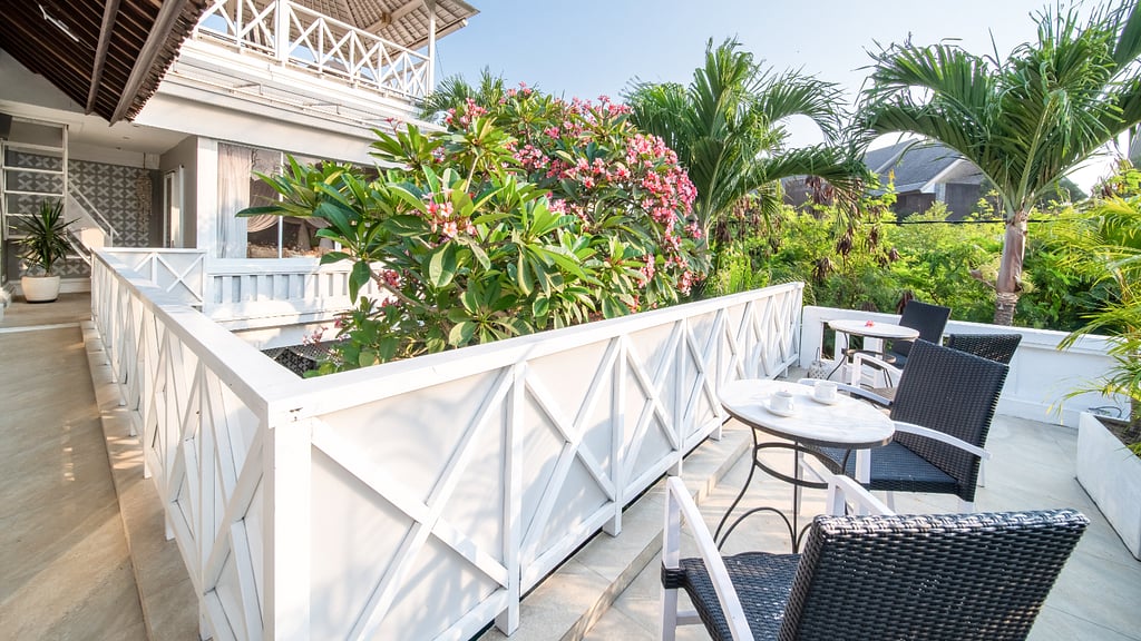 Villa Moana: Terrace/Veranda