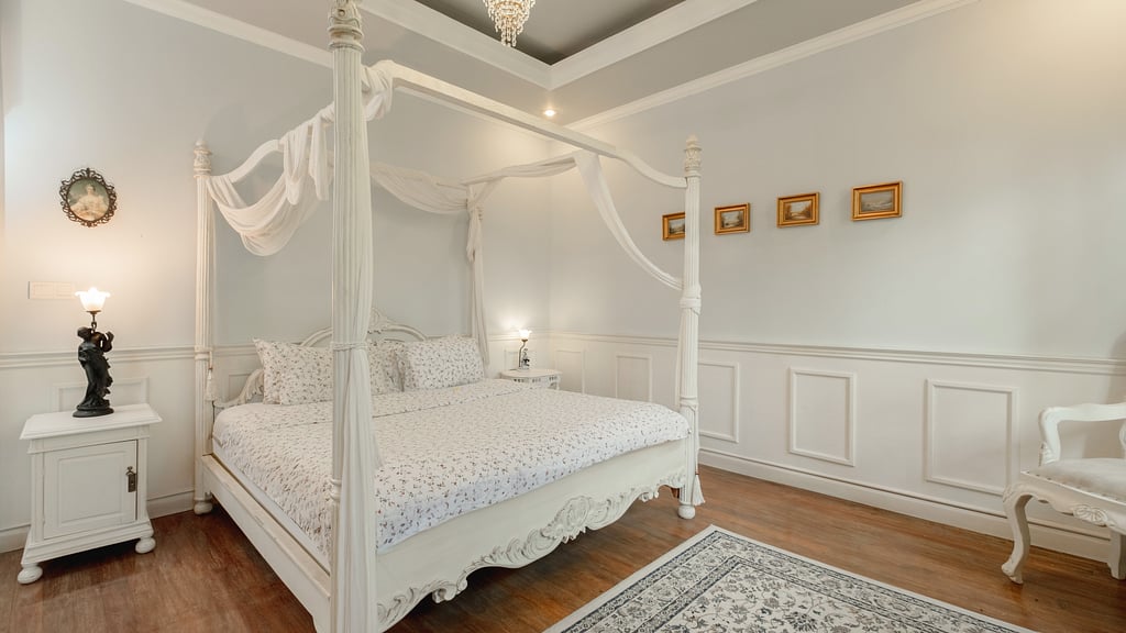 NicoNico Mansion: Bedroom 4