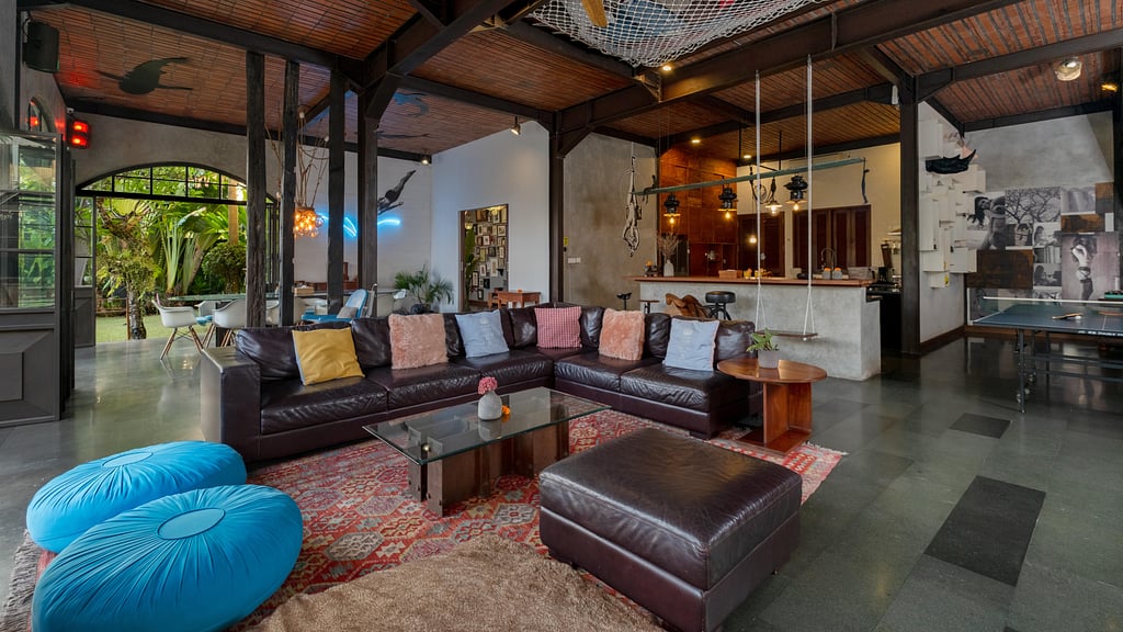 NicoNico Mansion: Living room