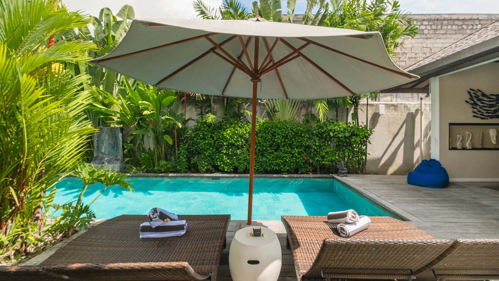 Villa Nikaia: Swimming pool