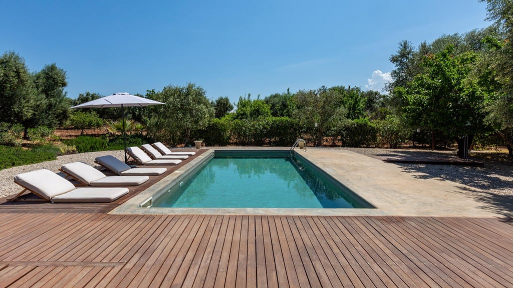 Villa Salju Bali: Swimming pool