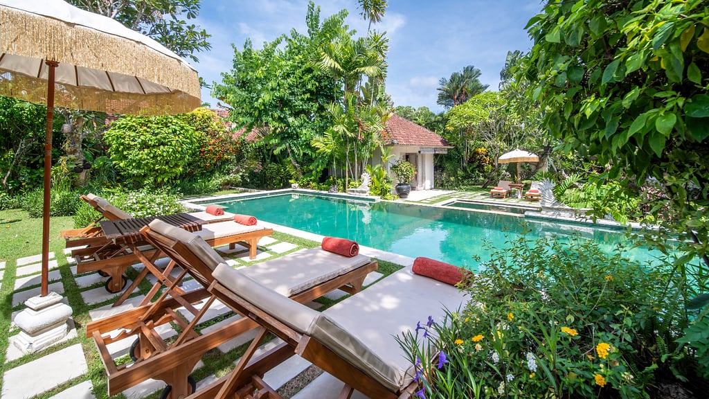 Villa Senang in Seminyak, Bali - 4 bedrooms - Best Price Guarantee